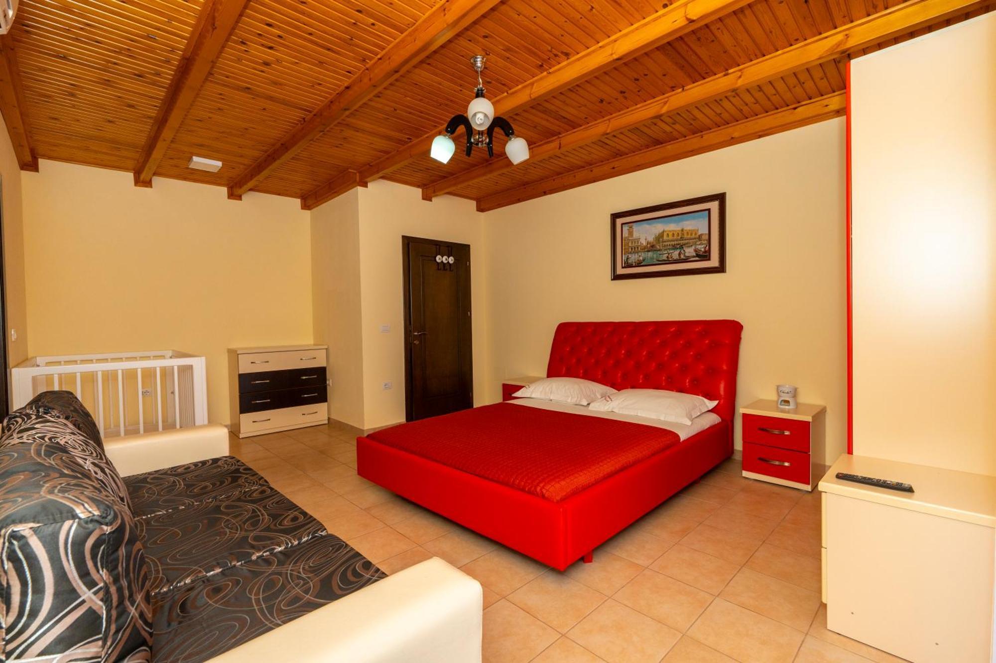 Hotel Albania Веліпоя Екстер'єр фото